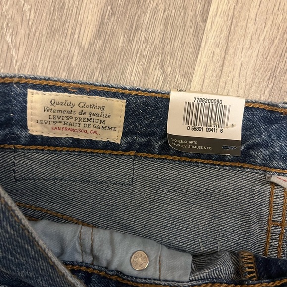 NWT | Levi’s l High Rise Deconstructed Skirt | Size 26 - Picture 5 of 8